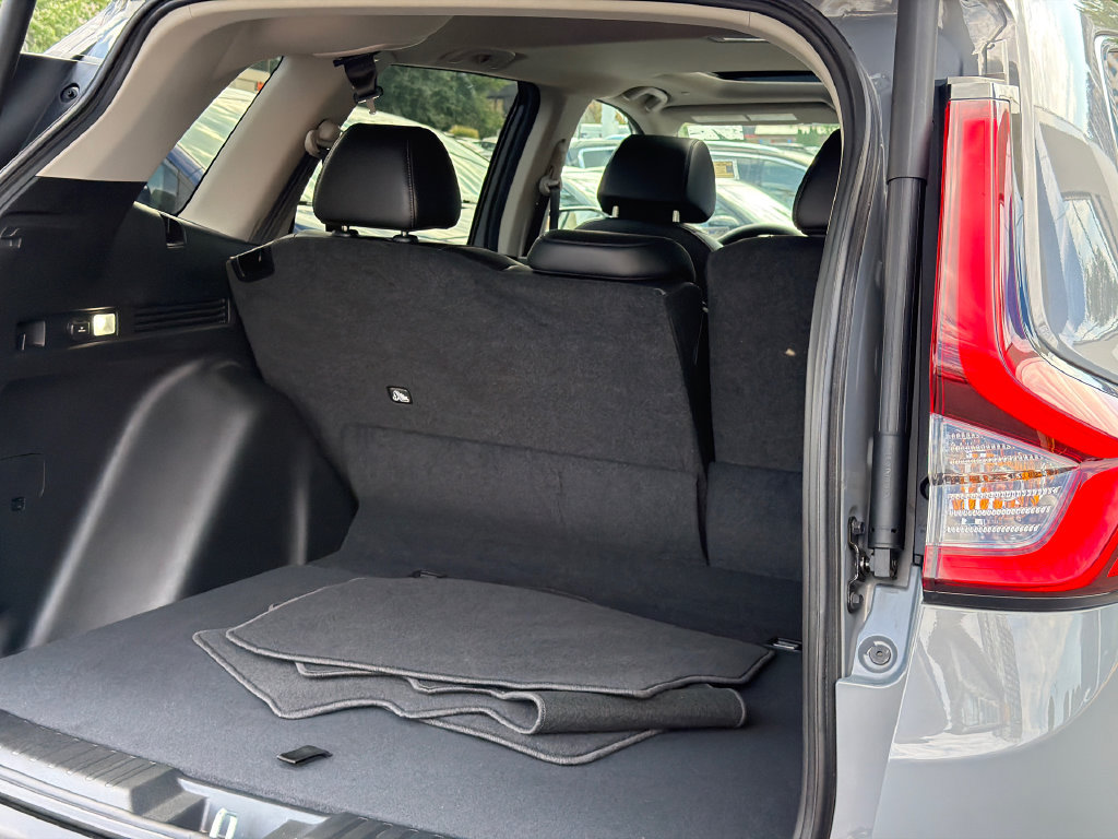 Used 2025 Honda CR-V EX-L image 8