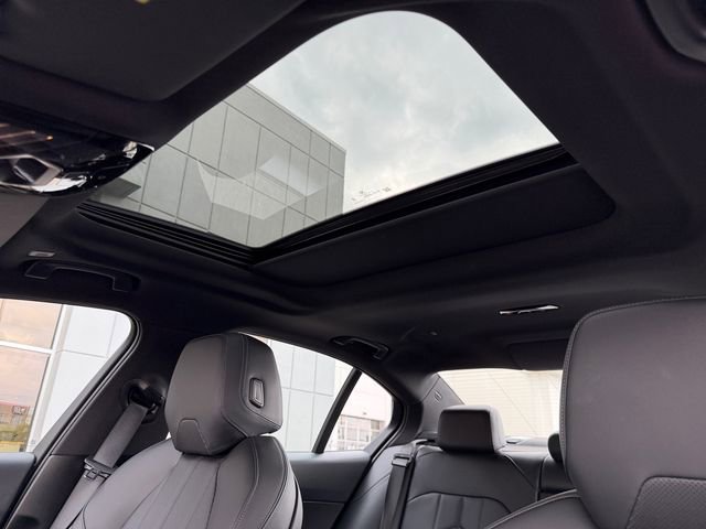 Used 2024 BMW 540i xDrive w/ Premium Package AWD/4WD image 30