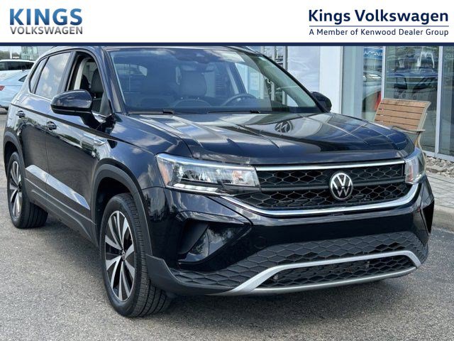 Certified 2023 Volkswagen Taos SE w/ Panoramic Sunroof Package