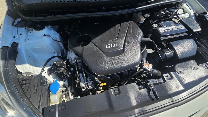 Used 2014 Hyundai Accent GLS FWD image 13