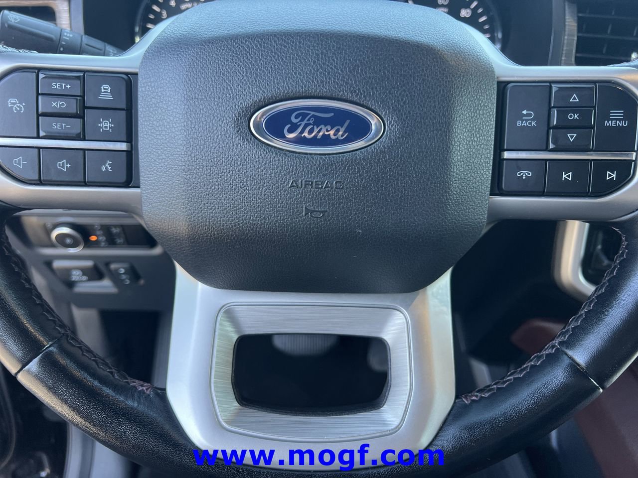 Used 2024 Ford Expedition Limited RWD image 13