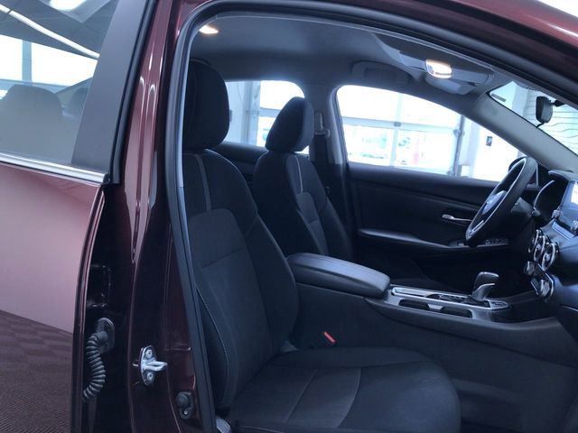 Used 2025 Nissan Sentra SV FWD image 22