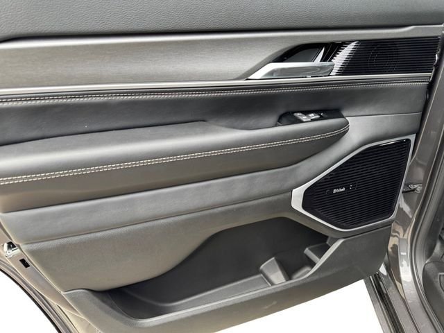 New 2026 Jeep Grand Wagoneer Limited AWD/4WD image 18