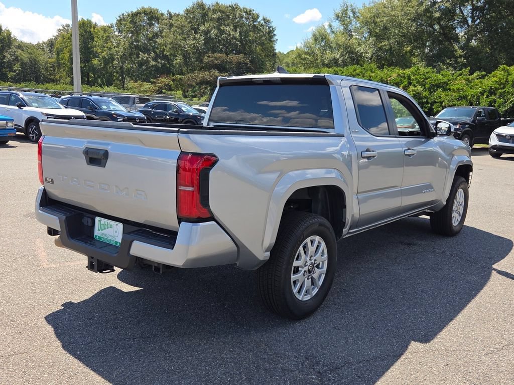 Used 2024 Toyota Tacoma SR5 RWD image 10