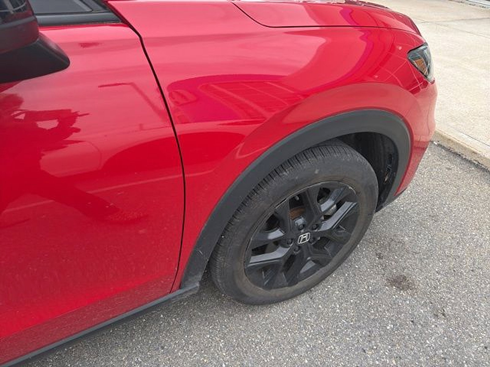 Used 2024 Honda HR-V Sport image 11