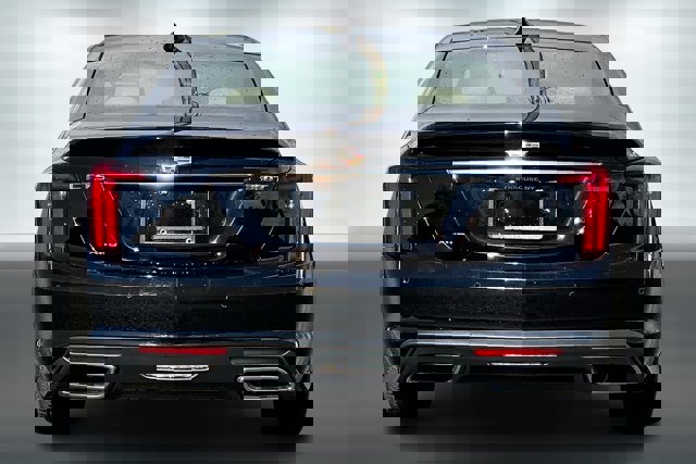 Used 2022 Cadillac CT5 Premium Luxury image 3