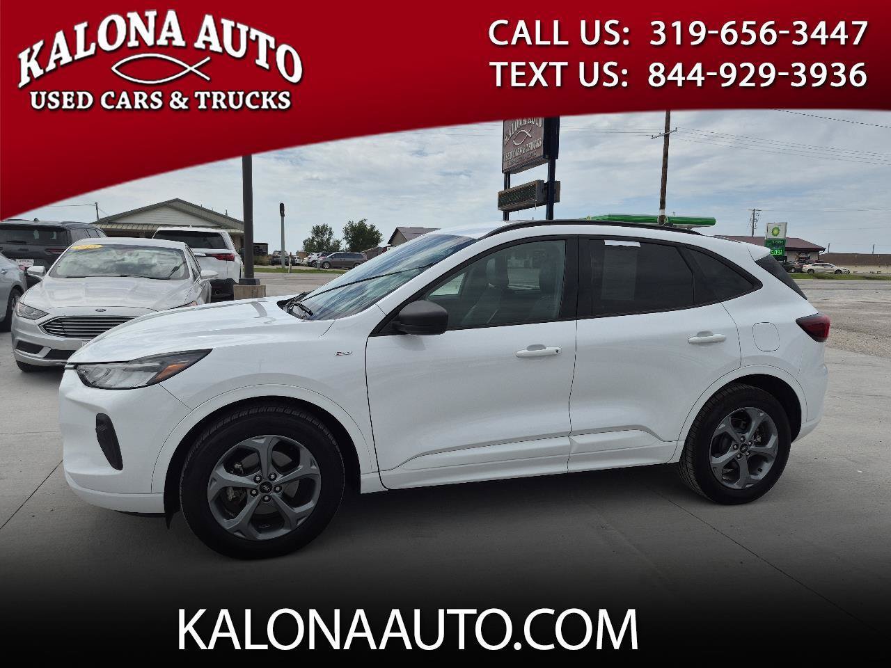 Used 2023 Ford Escape ST-Line AWD/4WD image 1