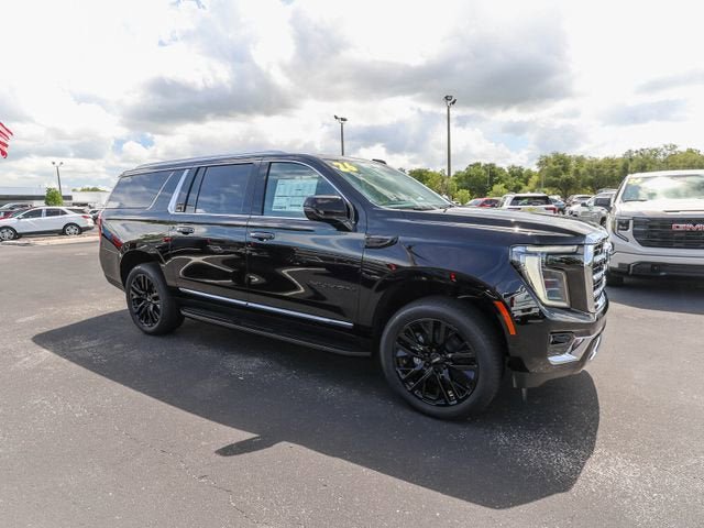 New 2026 GMC Yukon XL Elevation w/ Elevation Premium Package RWD image 12