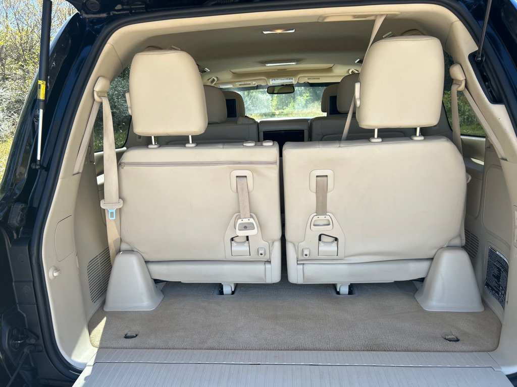 Used 2014 Lexus LX 570 4WD image 26