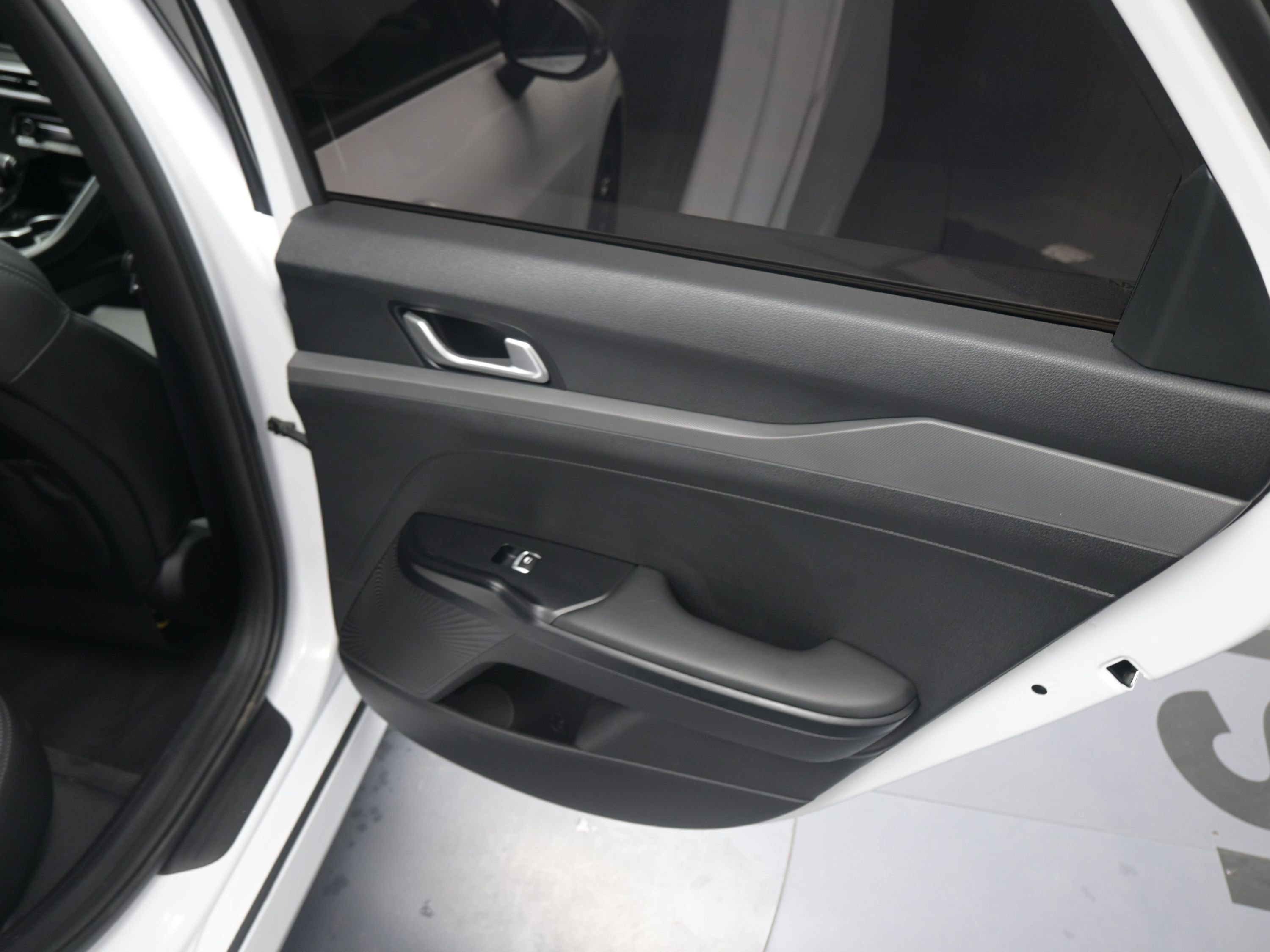 Used 2022 Kia K5 GT-Line w/ GT-Line FWD Premium Package image 21