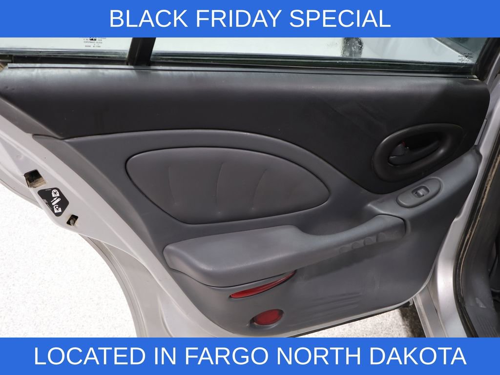 Used 2003 Pontiac Bonneville SE w/ Leather Appointment Package FWD image 17