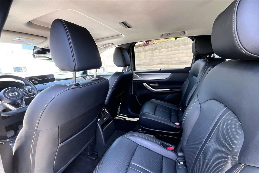 Certified 2024 MAZDA CX-90 Plug-In Hybrid w/ Preferred image 16