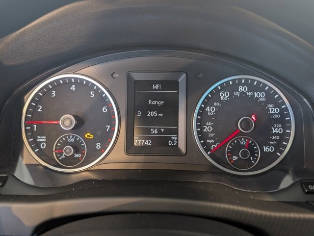 Used 2017 Volkswagen Tiguan Sport image 15