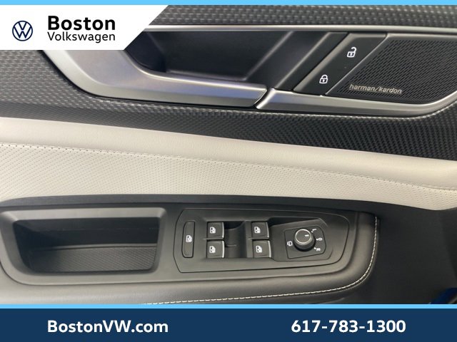 New 2025 Volkswagen Atlas Cross Sport SEL Premium R-Line image 19