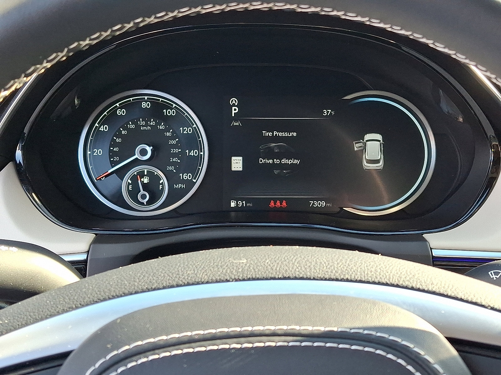 Certified 2025 Genesis GV70 3.5T Sport w/ Sport Advanced Package image 25