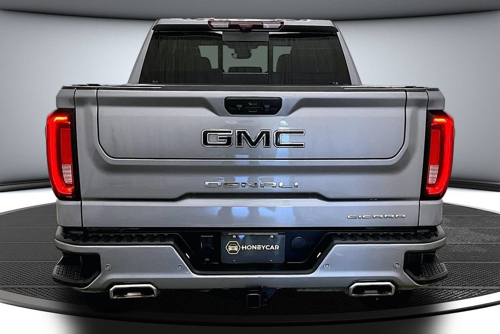 Used 2024 GMC Sierra 1500 Denali w/ Technology Package AWD/4WD image 5