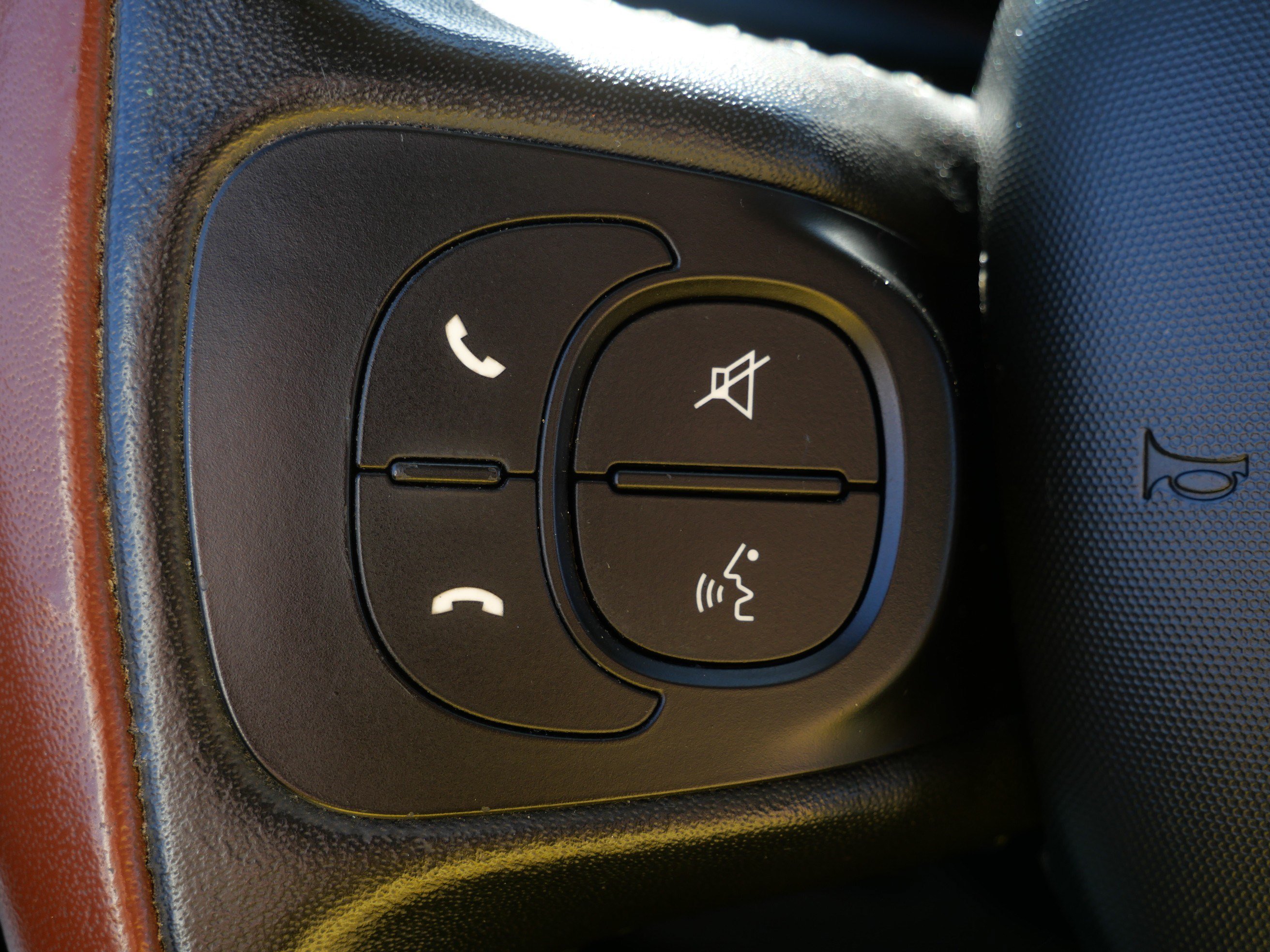 Used 2014 FIAT 500L Trekking FWD image 27