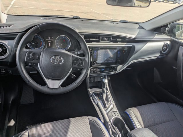 Used 2017 Toyota Corolla SE w/ SE Premium Package FWD image 15