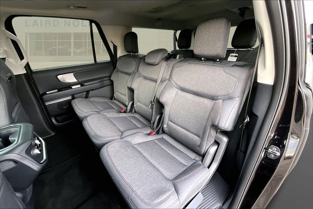 New 2025 Ford Expedition Max Active image 27