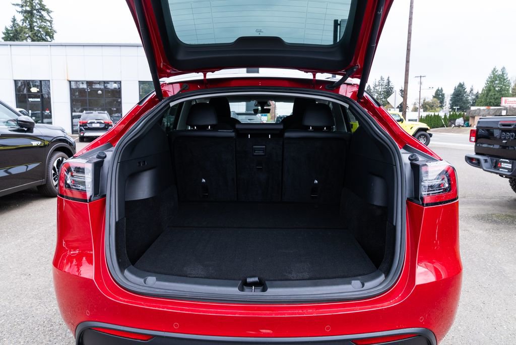 Used 2022 Tesla Model Y Long Range AWD/4WD image 7