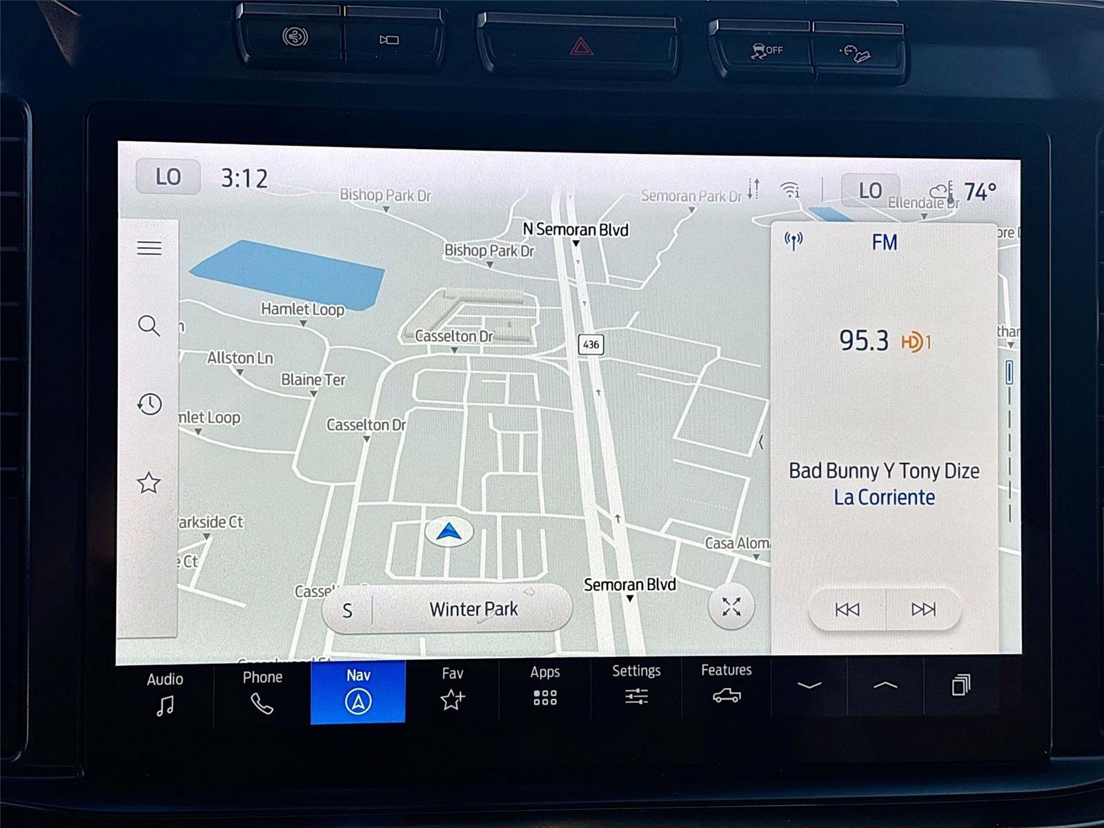 Used 2023 Ford F250 Lariat w/ Chrome Package image 14