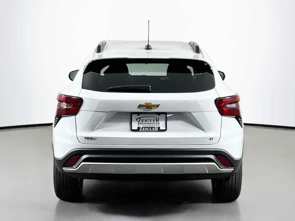 New 2026 Chevrolet Trax LT w/ Driver Confidence Package FWD image 6
