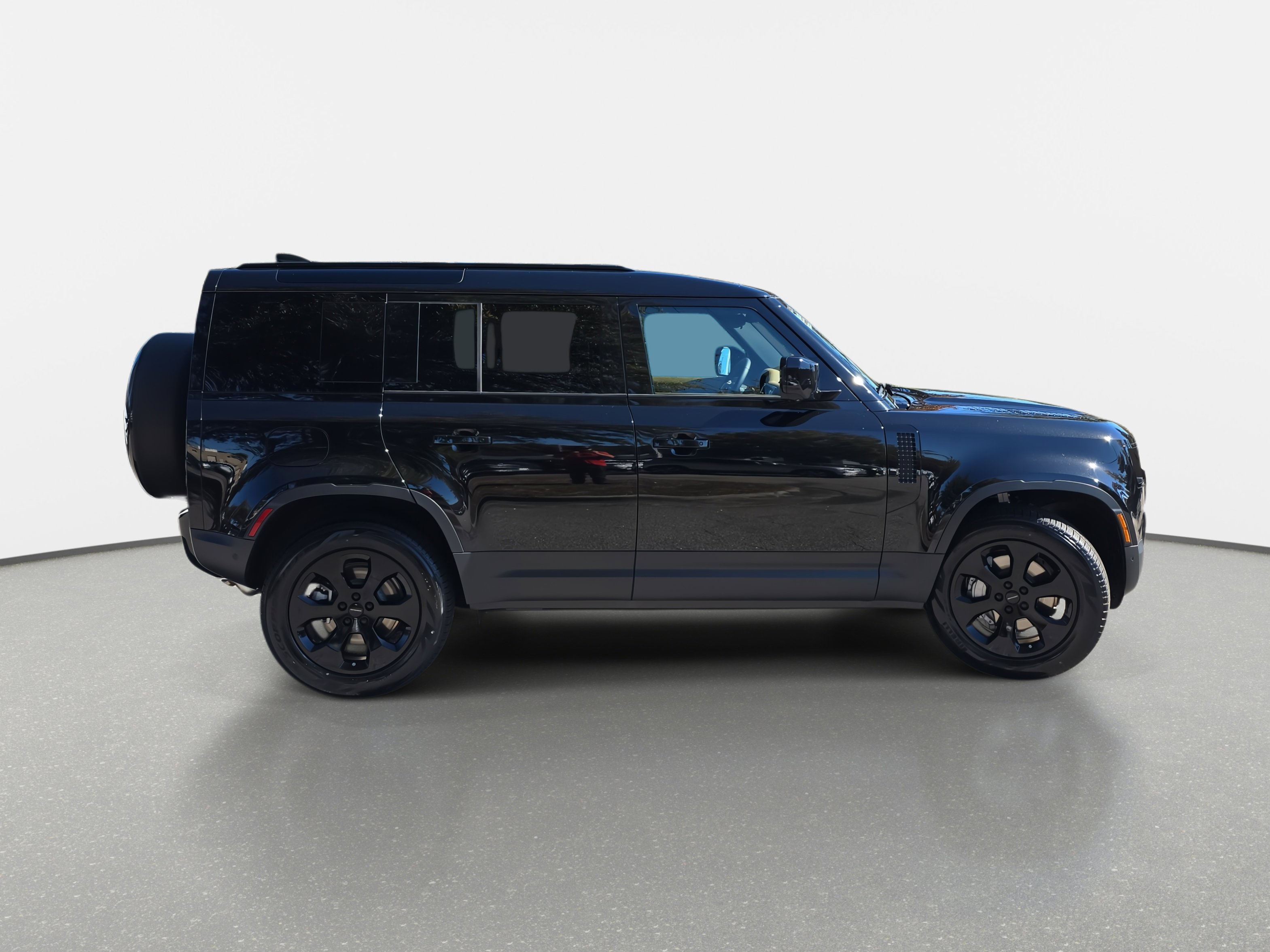 New 2026 Land Rover Defender 110 S image 4