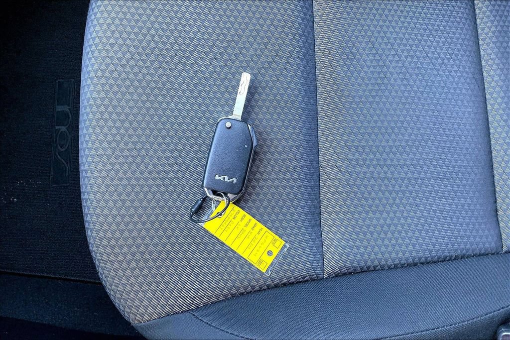 Used 2024 Kia Soul LX w/ Option Group 015 FWD image 10