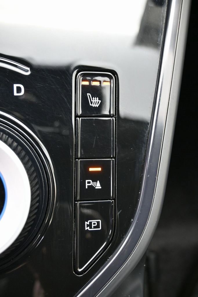 Used 2023 Kia Niro EX image 29