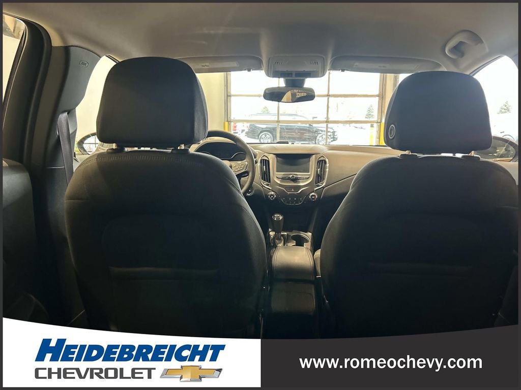 Used 2017 Chevrolet Cruze LT w/ Convenience Package image 34