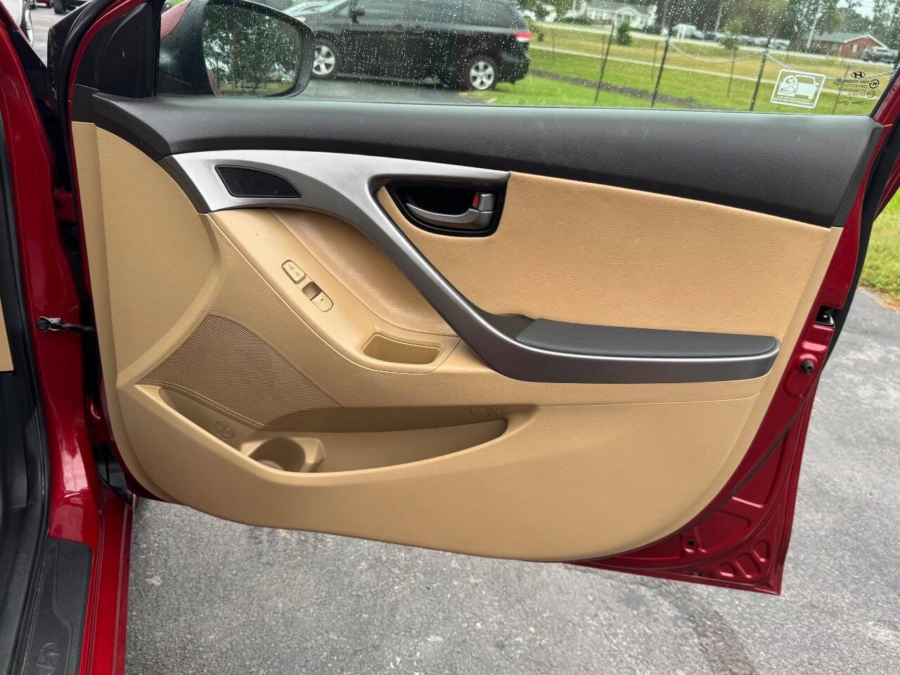 Used 2013 Hyundai Elantra GLS w/ Preferred Pkg image 20