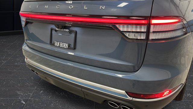 Used 2025 Lincoln Aviator Reserve AWD/4WD image 37
