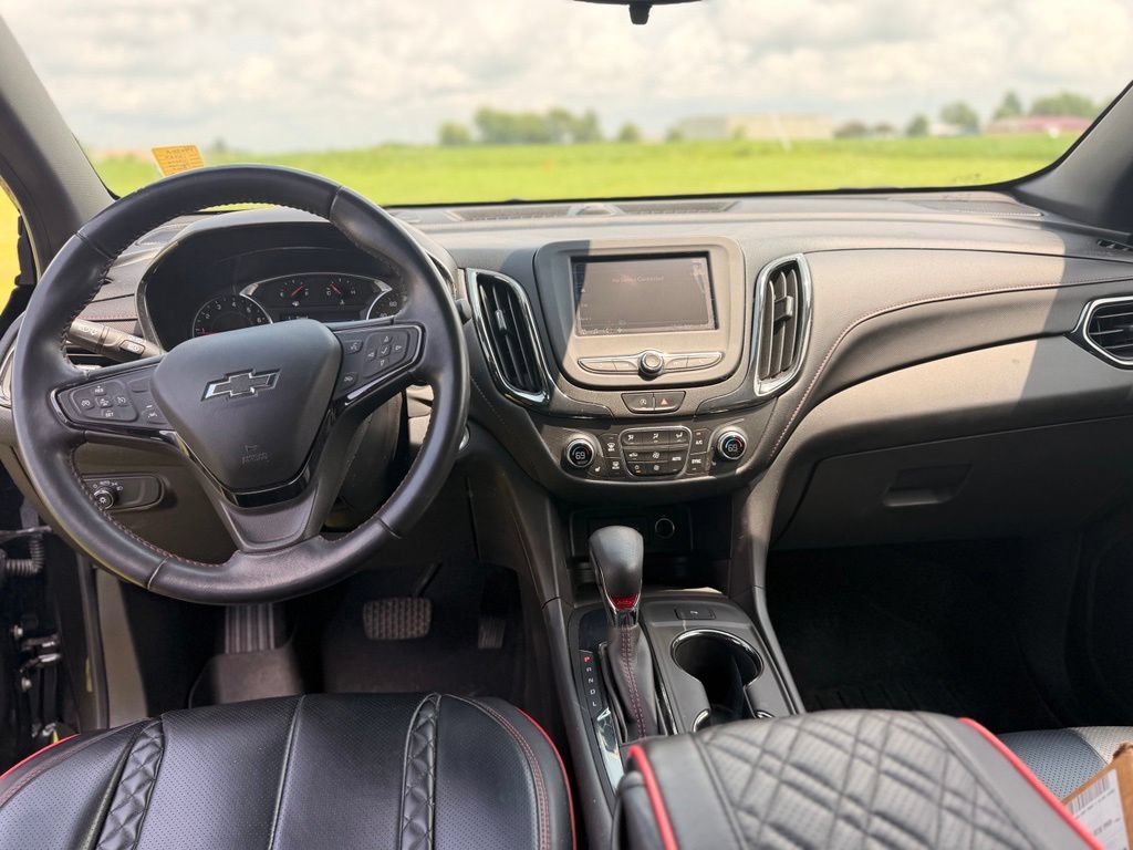 Used 2022 Chevrolet Equinox RS FWD image 12