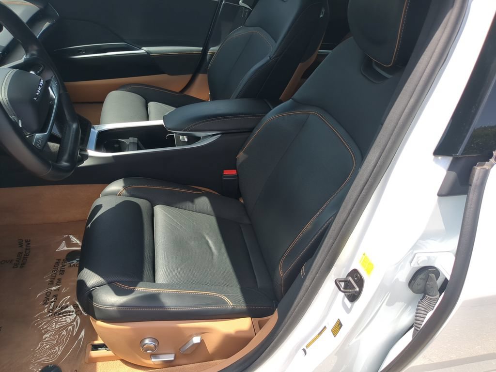 Used 2024 Lucid Air Touring AWD/4WD image 19