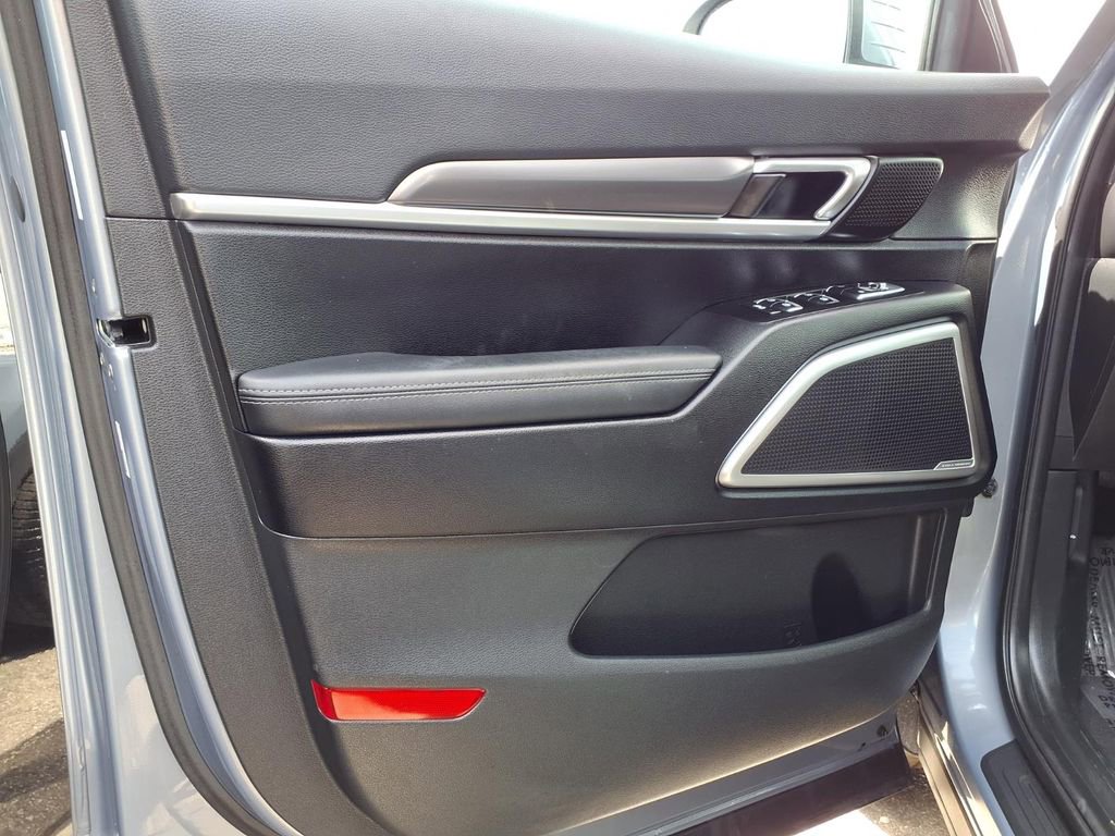 Certified 2023 Kia Telluride S image 22