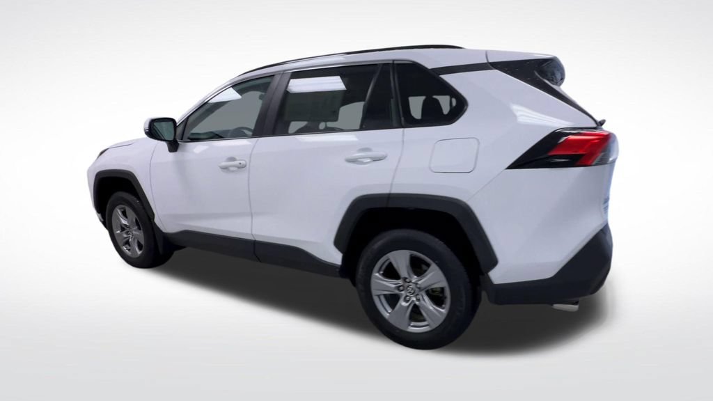 Used 2024 Toyota RAV4 XLE w/ Convenience Package AWD/4WD image 6