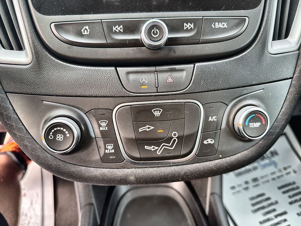 Used 2024 Chevrolet Malibu LS FWD image 19