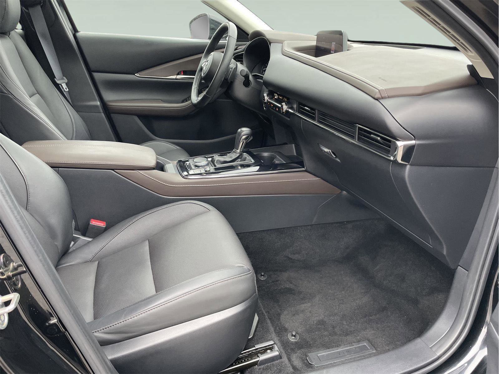 Used 2023 MAZDA CX-30 2.5 Turbo w/ Premium Package image 21