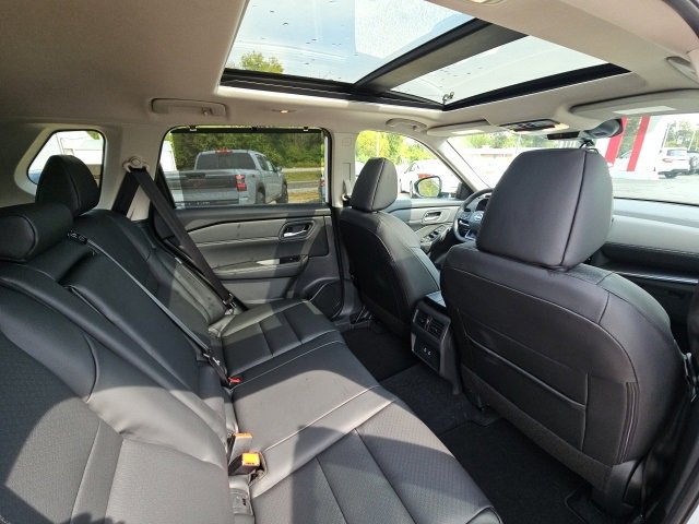 New 2026 Nissan Rogue SV image 31