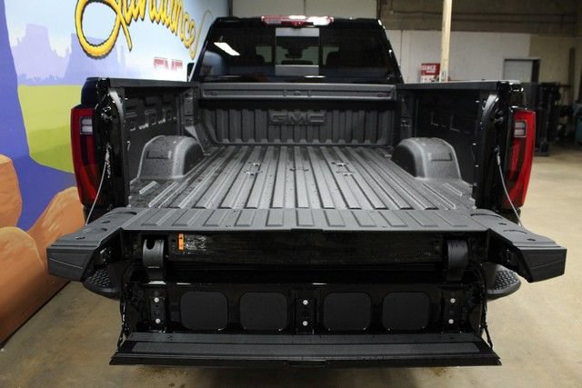 New 2026 GMC Sierra 2500 Denali w/ Denali Reserve Package AWD/4WD image 6