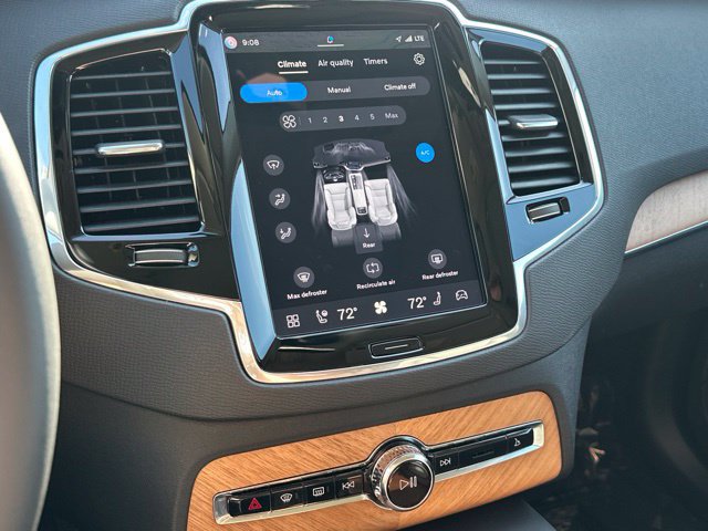 Certified 2024 Volvo XC90 T8 Plus w/ Protection Package Premier AWD/4WD image 21