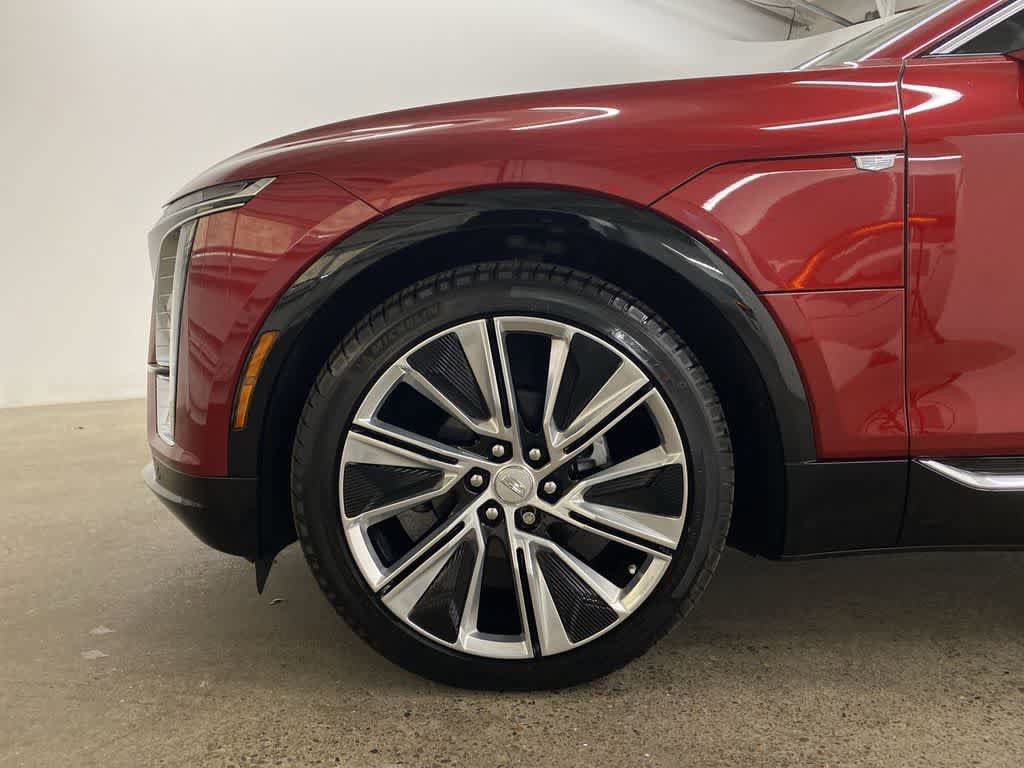 Certified 2024 Cadillac Lyriq Luxury w/ LPO, Floor Liner Package AWD/4WD image 12
