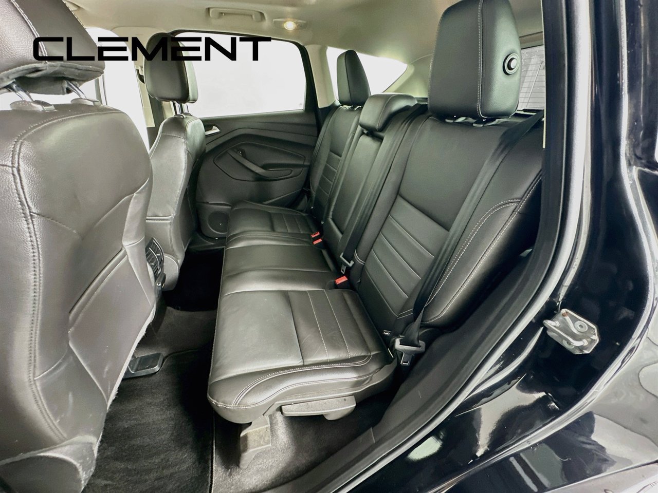 Used 2015 Ford Escape Titanium w/ Equipment Group 301A FWD image 33