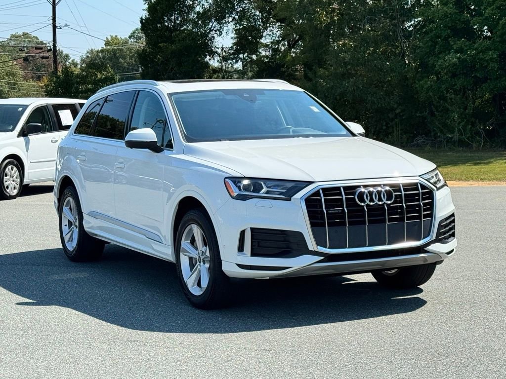 Used 2022 Audi Q7 2.0T Premium w/ Convenience Package image 2