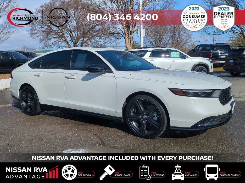 Used 2025 Honda Accord Sport image 3