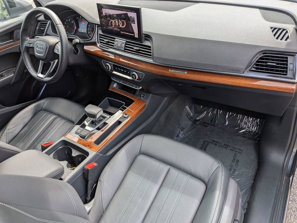 Used 2023 Audi Q5 2.0T Premium w/ Convenience Package AWD/4WD image 35