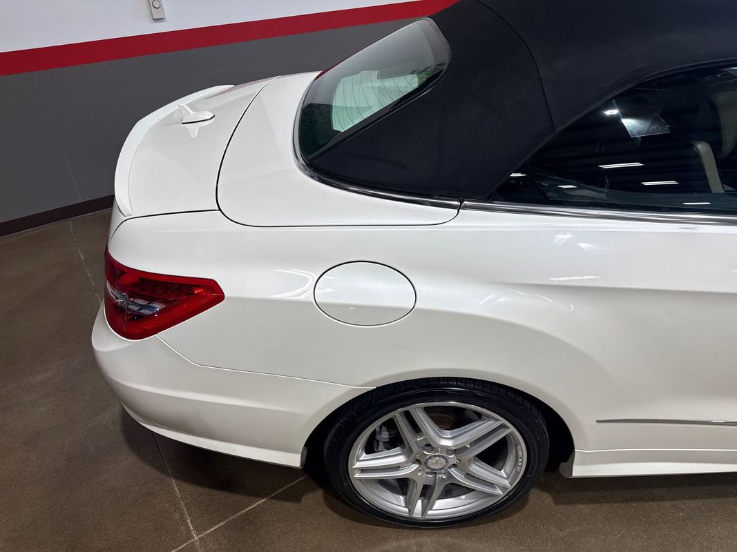 Used 2011 Mercedes-Benz E 550 Cabriolet image 89