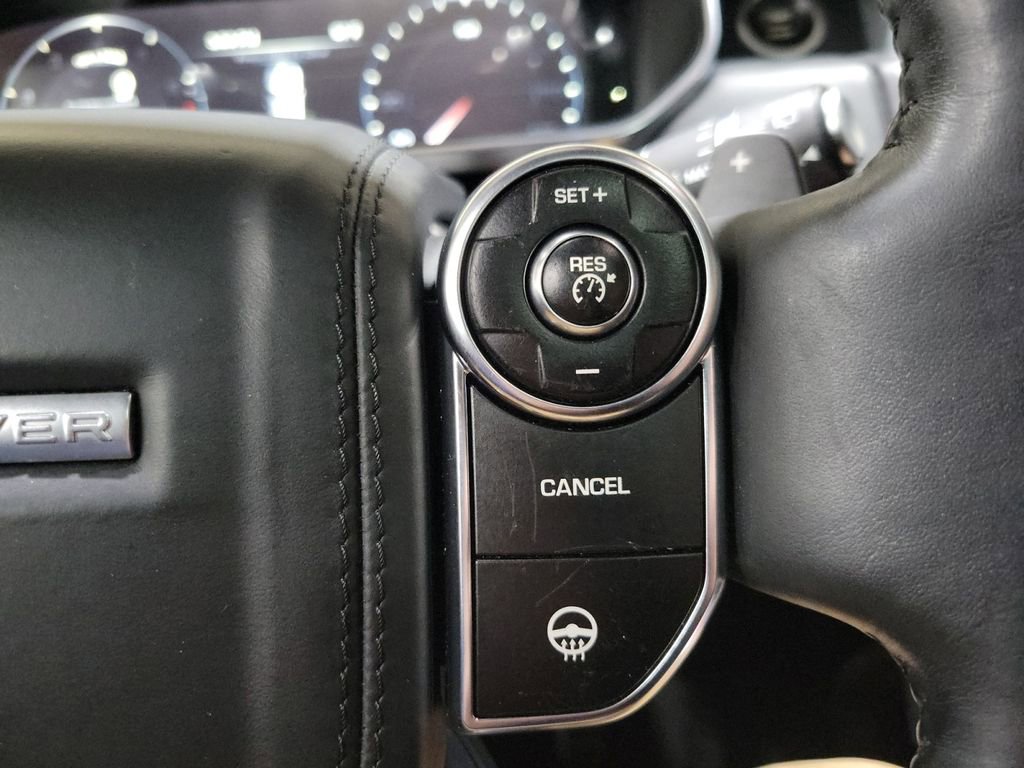 Used 2015 Land Rover Range Rover Long Wheelbase Supercharged image 16