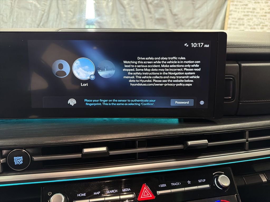 Used 2024 Hyundai Santa Fe Limited image 19