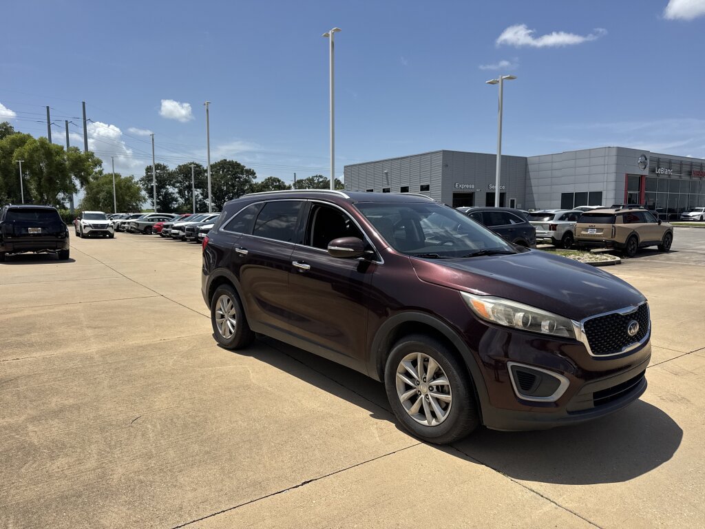 Used 2016 Kia Sorento FWD w/ LX Convenience Package image 9